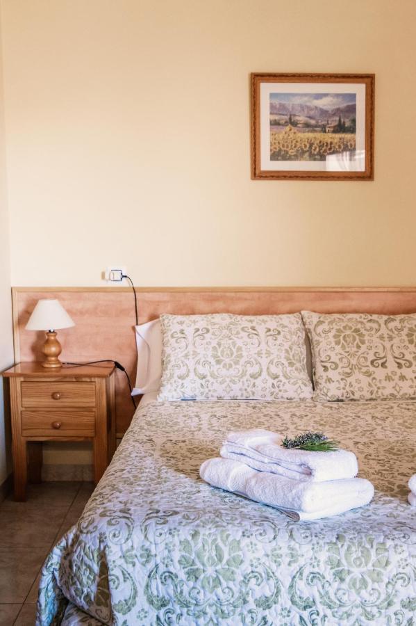 Apartamentos Maribel กาลาเซย์เต ภายนอก รูปภาพ