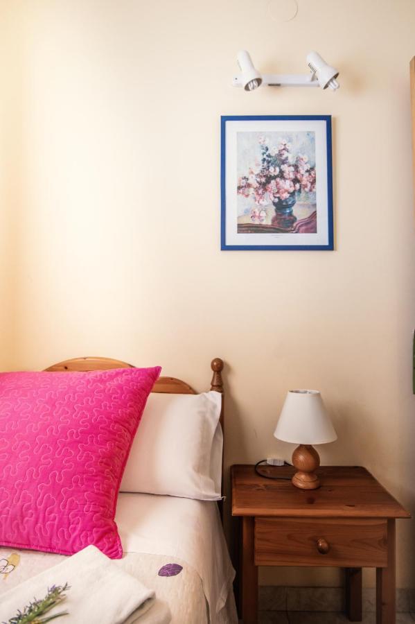 Apartamentos Maribel กาลาเซย์เต ภายนอก รูปภาพ